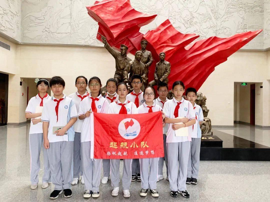 爱丽丝和闺蜜
